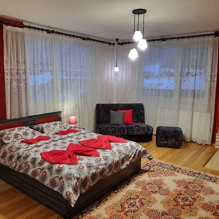 Lazar Raykov Casa de Férias Ribarica