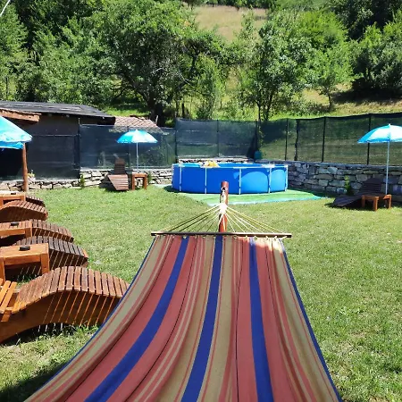 Lazar Raykov Tatil Evi