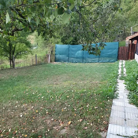 Lazar Raykov Nyaraló