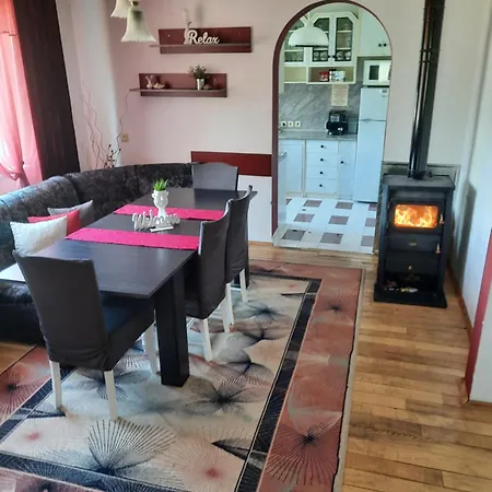 Lazar Raykov Tatil Evi