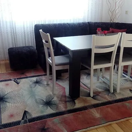 Lazar Raykov Casa de Férias Ribarica