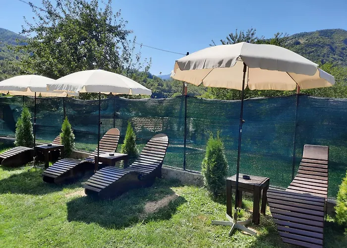 Lazar Raykov Semesterbostad *